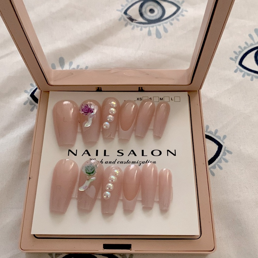 Gorgeous Customization design press on nails set